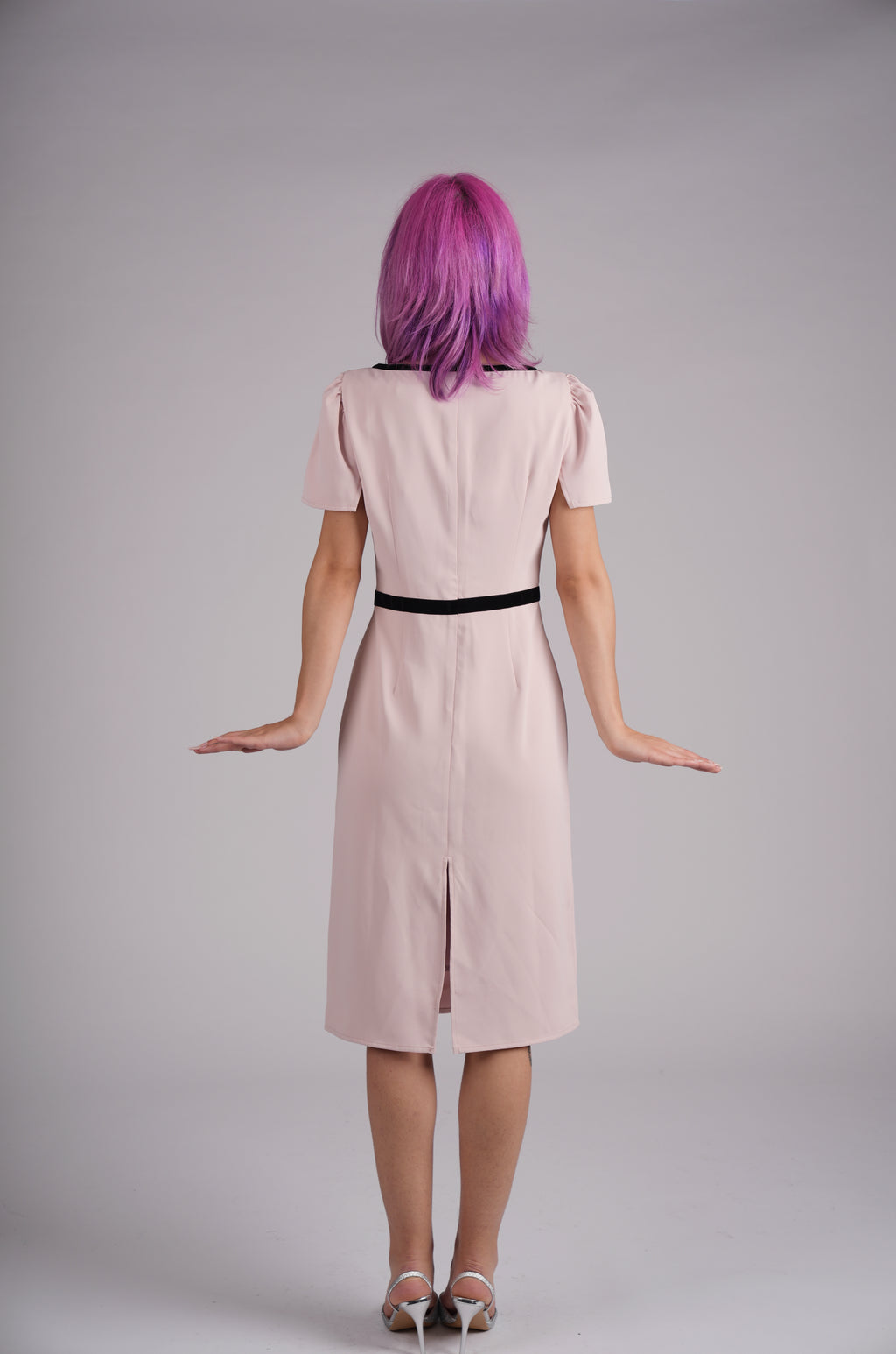 Rose Noir Bow Midi Dress